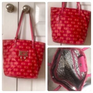 Guess Tote Bag 🔥 Excellent Condition with Multiple Pockets
